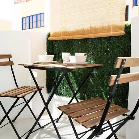 Casa Tiago Corralejo Centre, Fibre Wi-Fi, Bars, Restaurants Shops Nearby